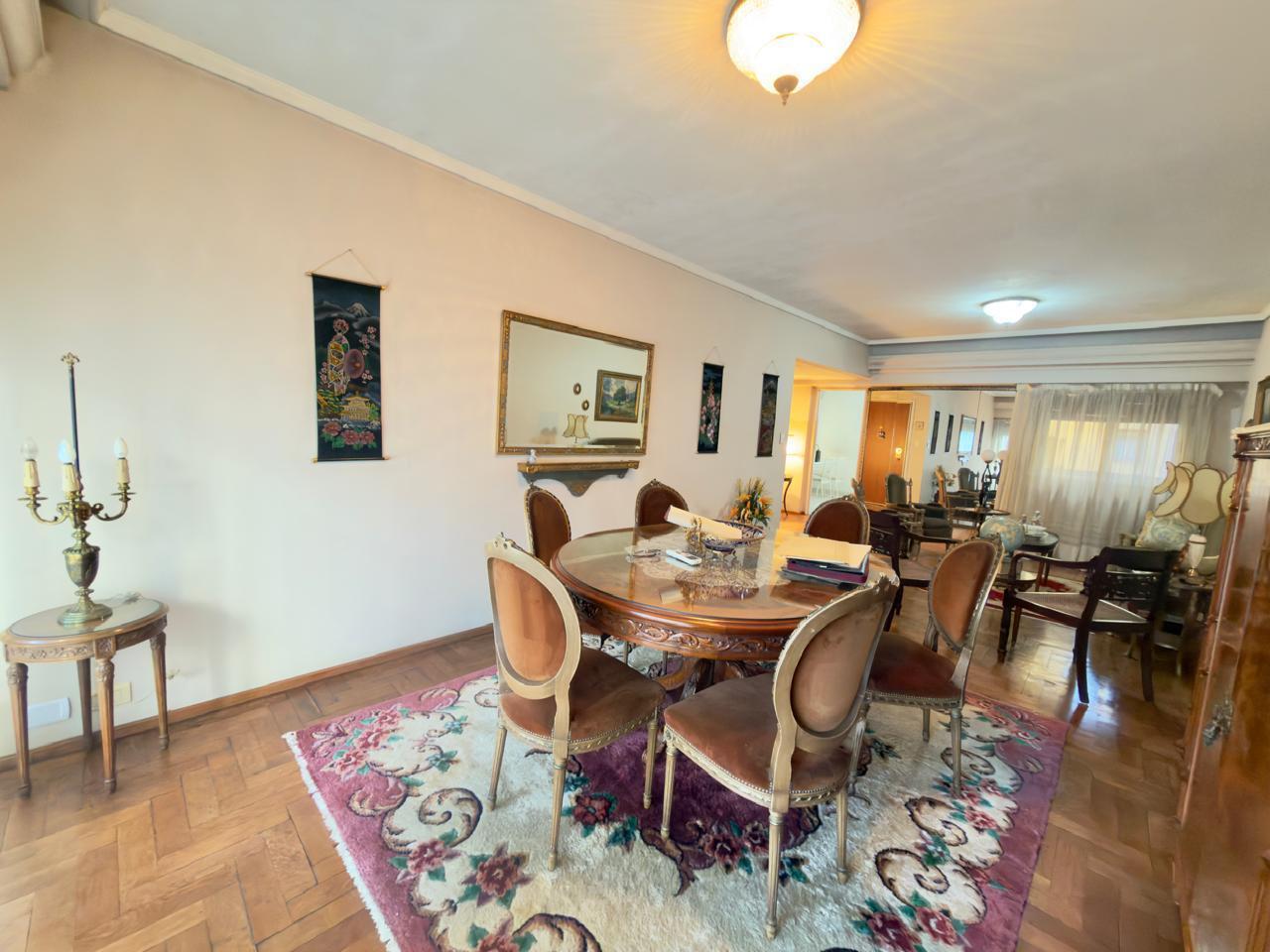 Foto de Venta depto semip. en Villa Urquiza 4 amb. de categoria c/cochera fija, imagen 2