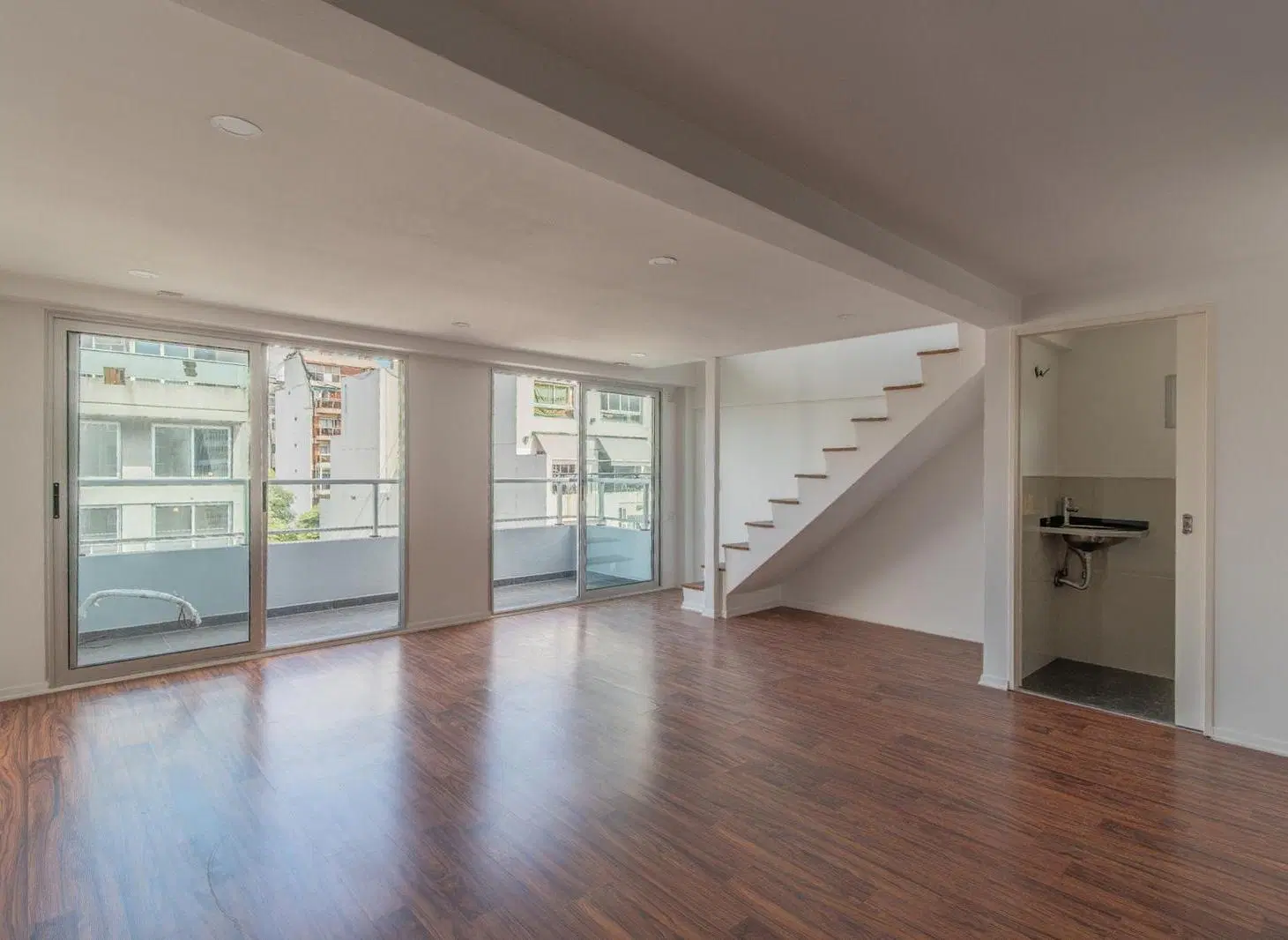 Departamento en venta 2 ambientes en dúplex con cochera en Caballito 4