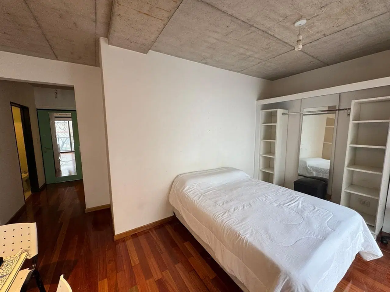Monoambiente Divisible en Venta con Balcón al Frente en Brasil 1500 5
