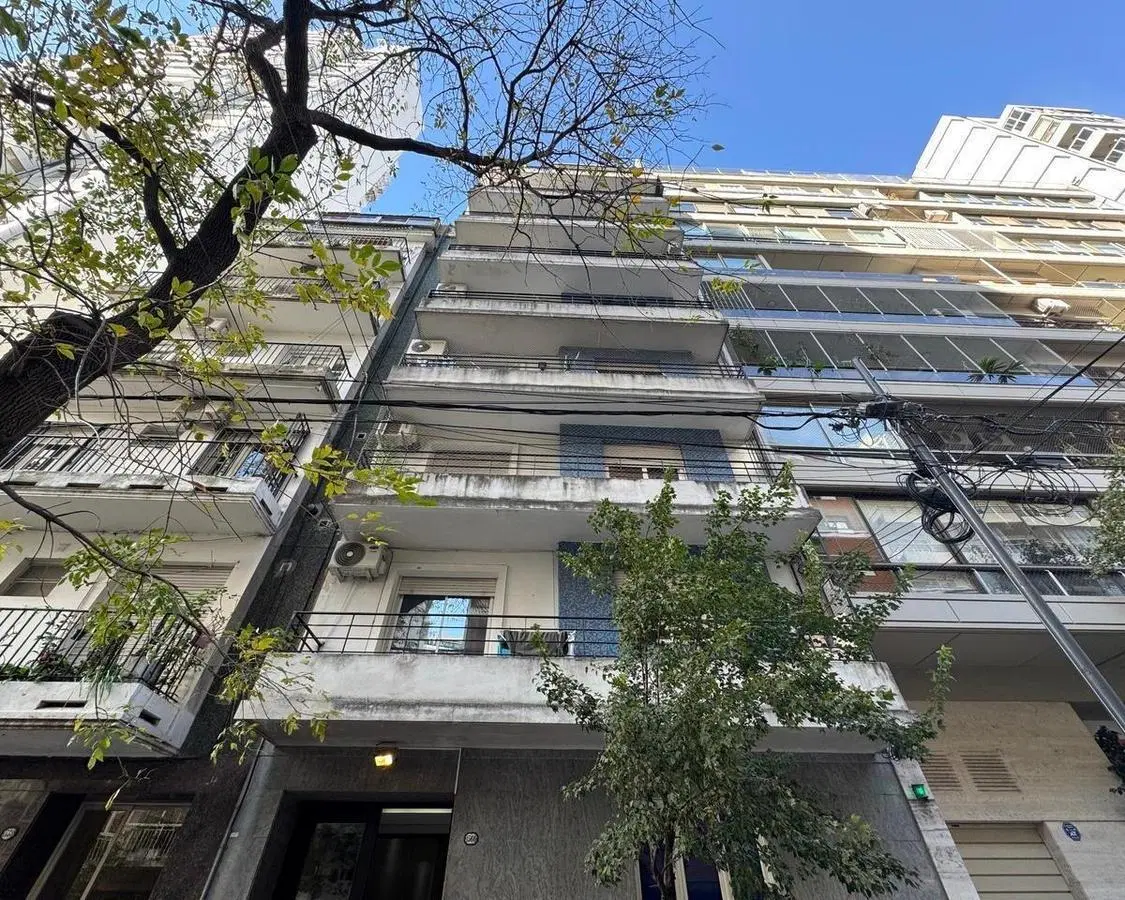 Departamento en VENTA. Dos ambientes en PALERMO 8