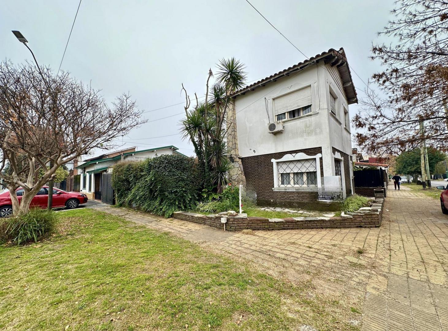Oportunidad Venta casa 4 ambientes Ituzaingo, Apto credito