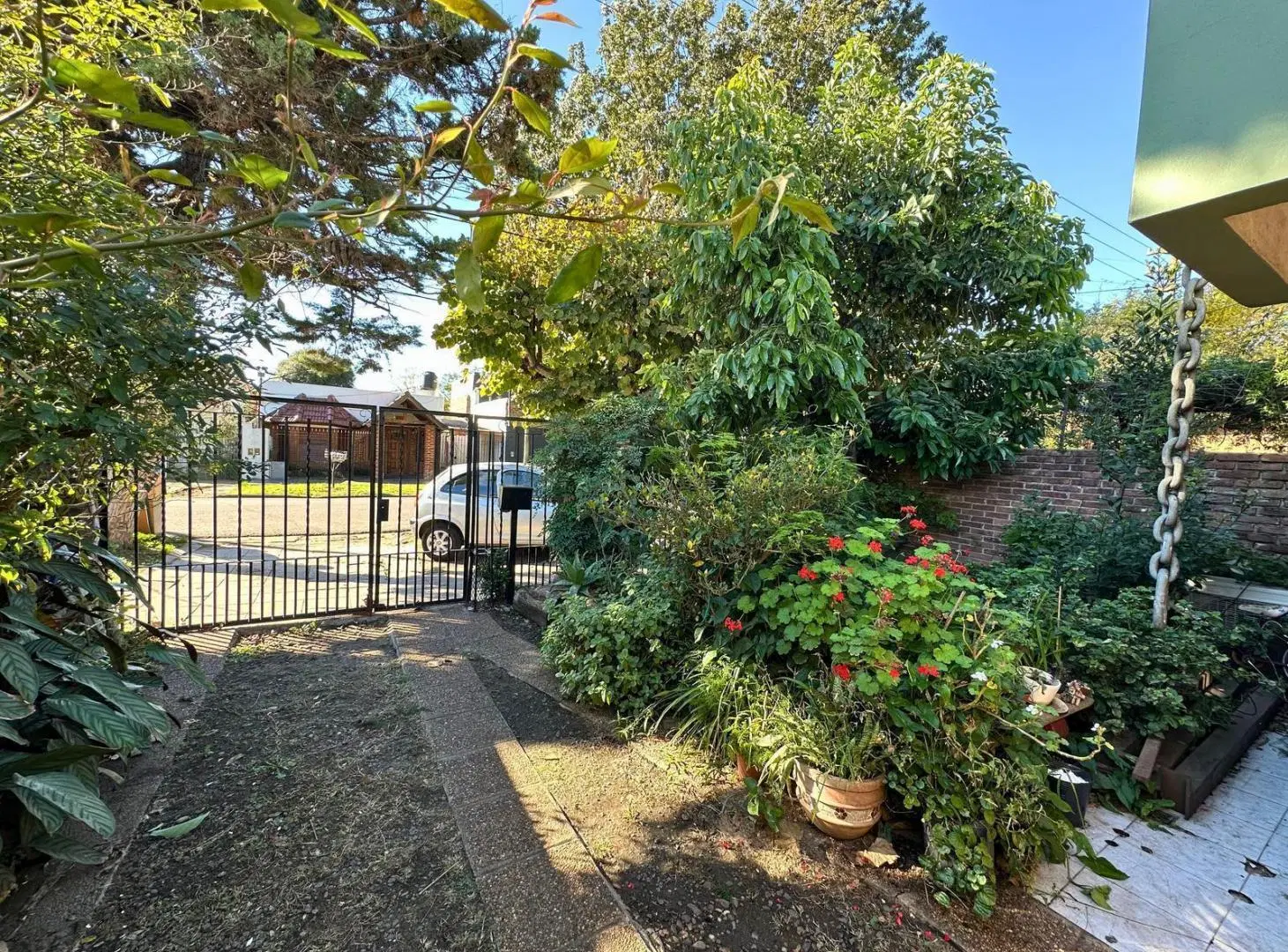 Venta Casa 5 ambientes con pileta y quincho, Castelar Norte Ituzaingo 5