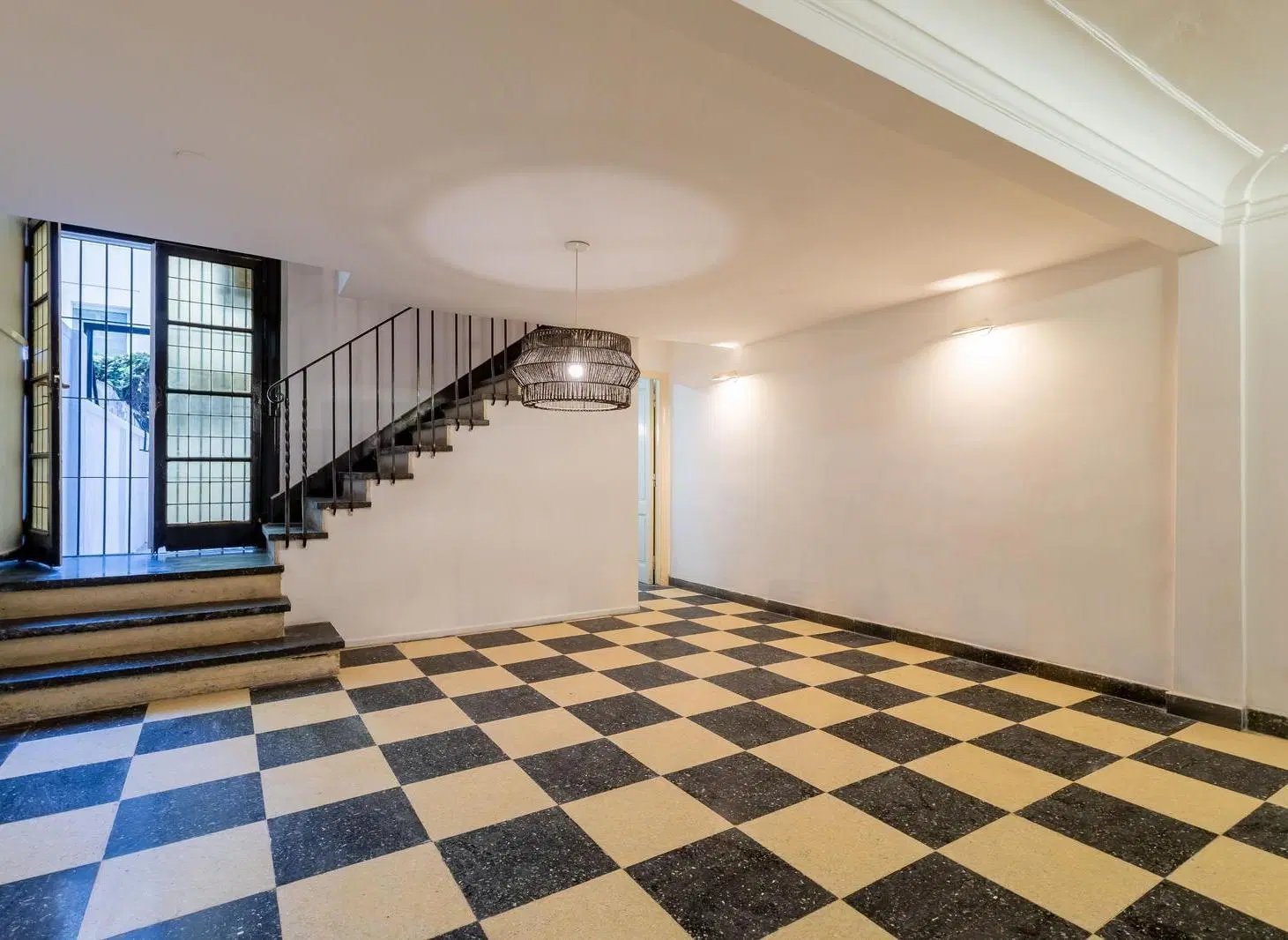 Alquiler exclusivo en Palermo 125 mts, 4 ambientes, patio interno, ideal oficinas sin expensas 3