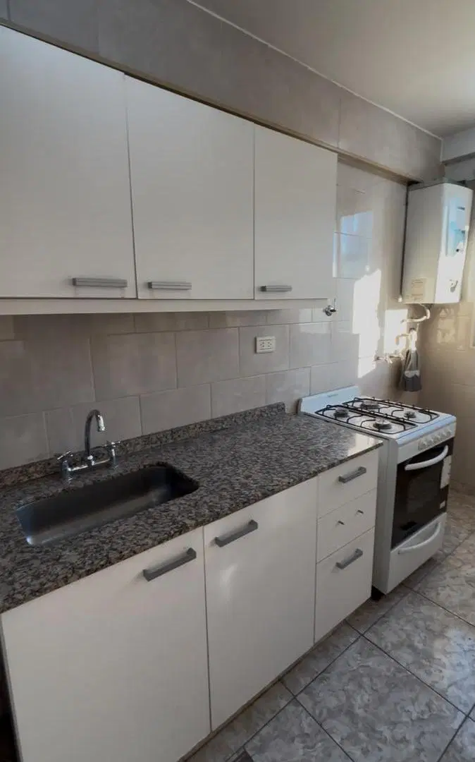 Venta Departamento 2 Ambientes con Balcon en Caballito 3