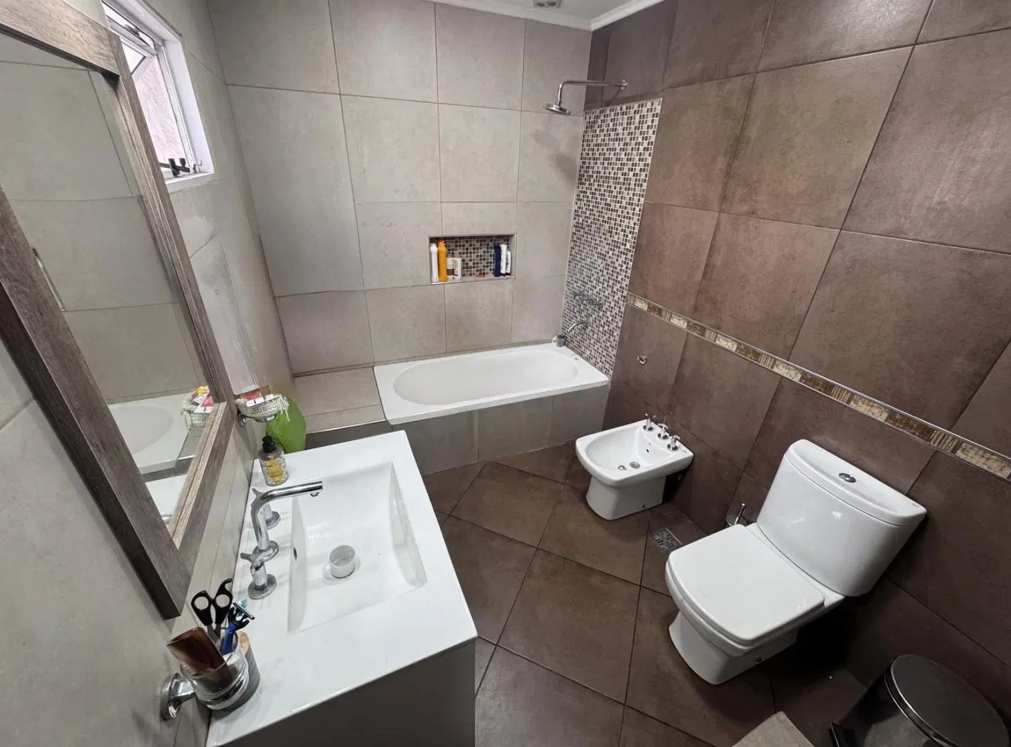Venta  Excelente Casa en Grand Bourg 8