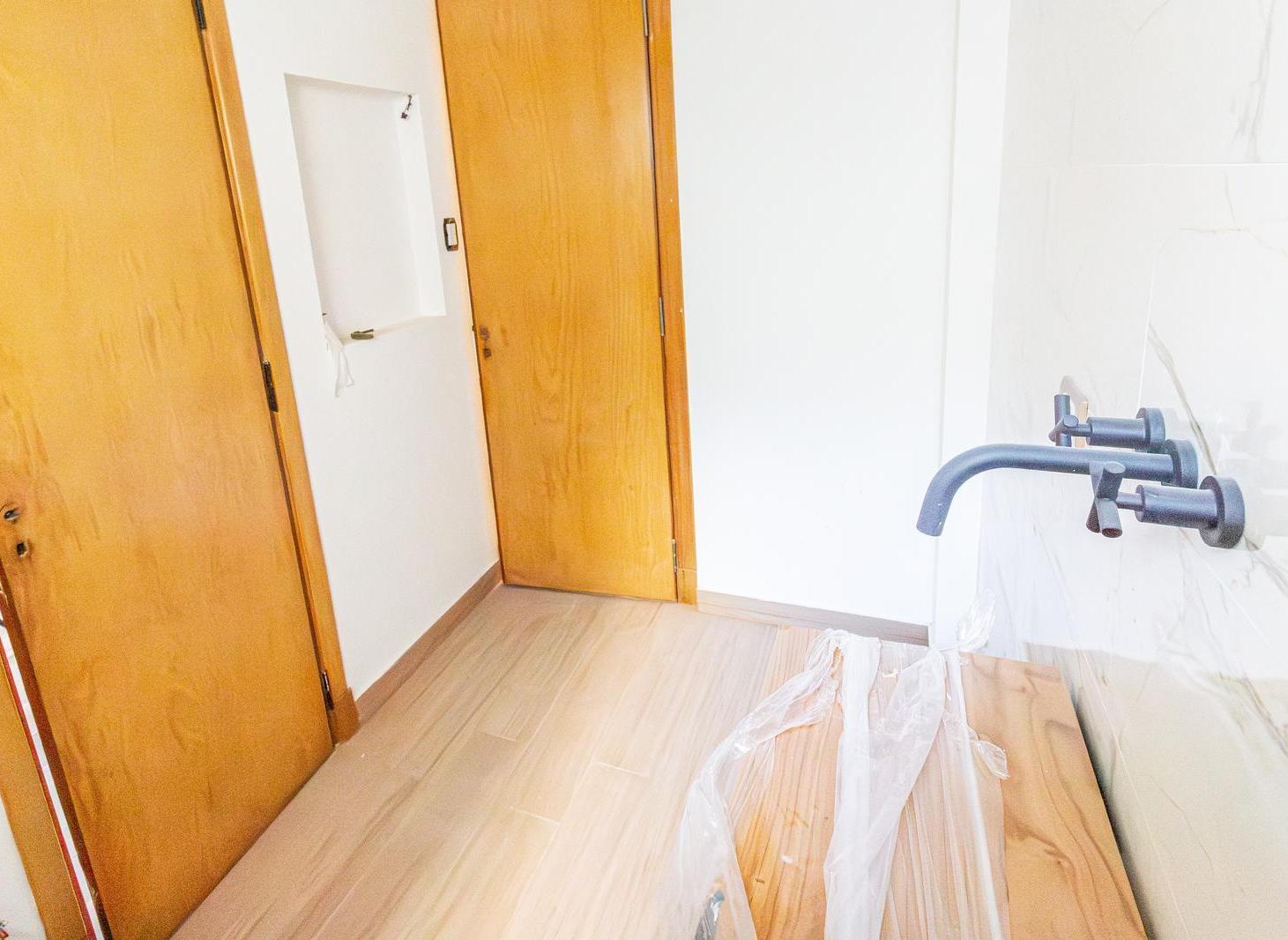 Foto de Venta Ph 5 ambientes con terraza y cochera reciclado a nuevo en Parque Chacabuco, imagen 5