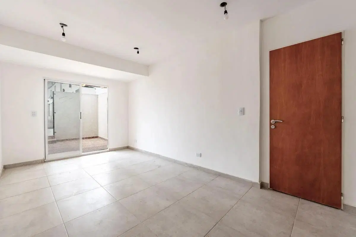 PH 2 AMBIENTES CON PATIO Y BALCON 1
