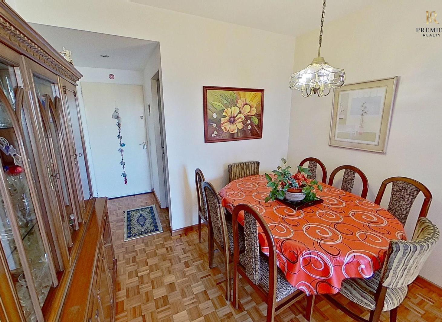 Foto de VENTA - OPORTUNIDAD SEMIPISO 4 AMB BALCON COCHERA - VILLA SANTA RITA, imagen 2