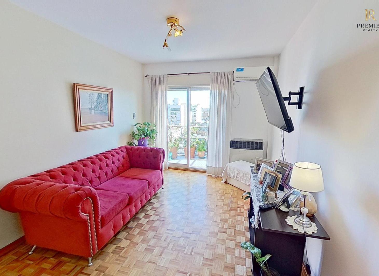 Foto de VENTA - OPORTUNIDAD SEMIPISO 4 AMB BALCON COCHERA - VILLA SANTA RITA, imagen 5