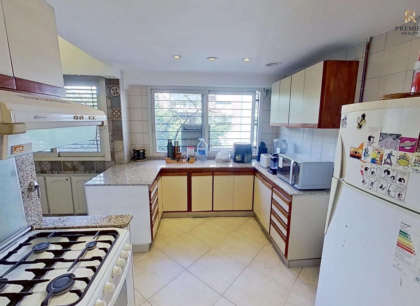 Foto de Piso en venta de 4 ambientes con espacio guarda coche, imagen 4