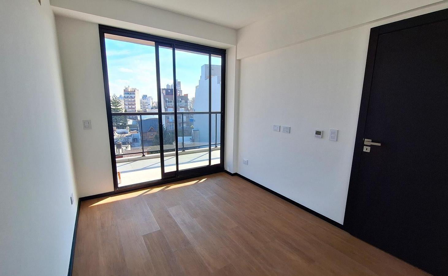Foto de Venta Departamento 2 Ambientes a Estrenar con Balcón – Villa Urquiza, imagen 3