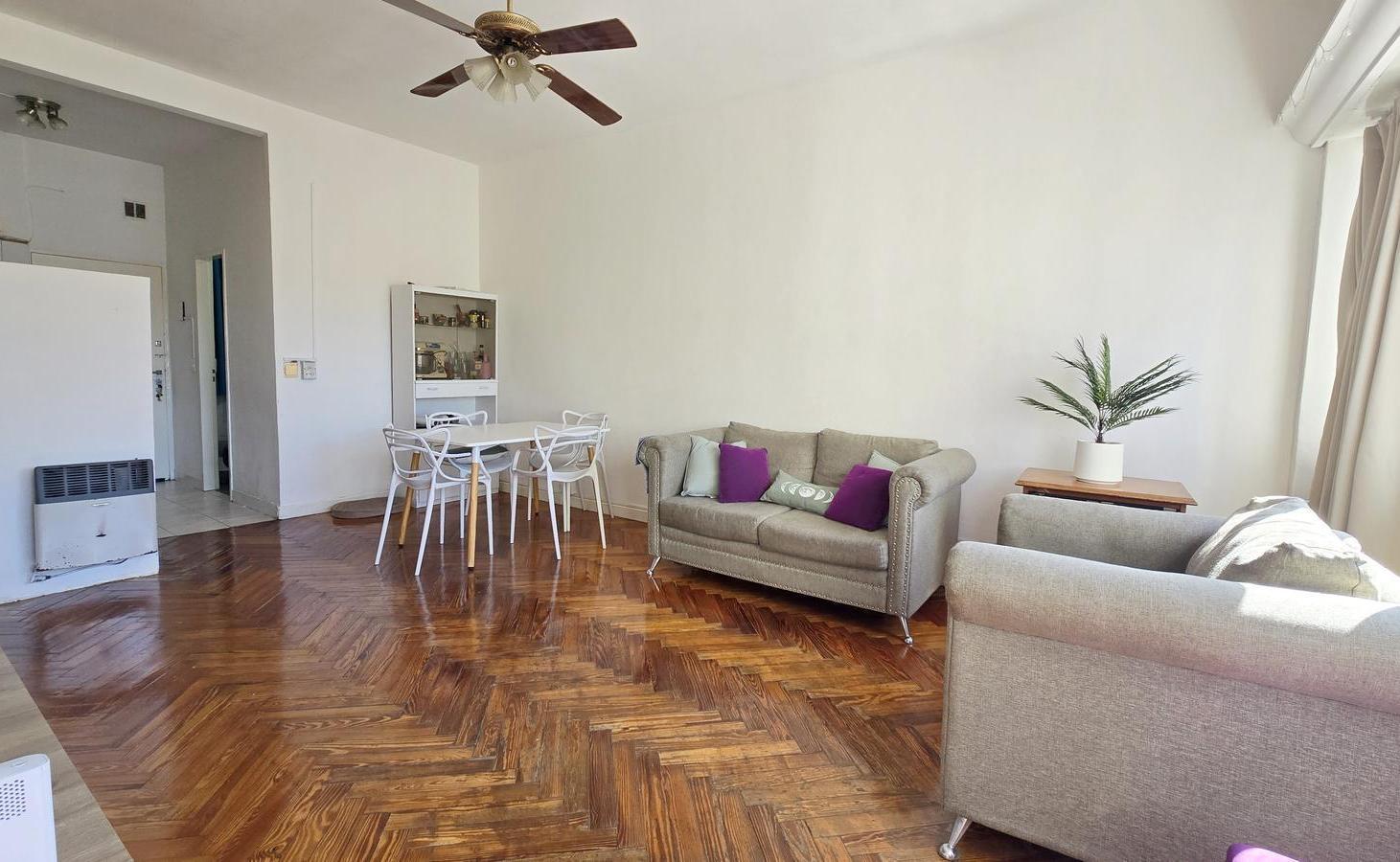 Foto de VENTA - OPORTUNIDAD 3 AMB LUMINOSO - BALVANERA / ONCE - APTO CRÉDITO, imagen 2