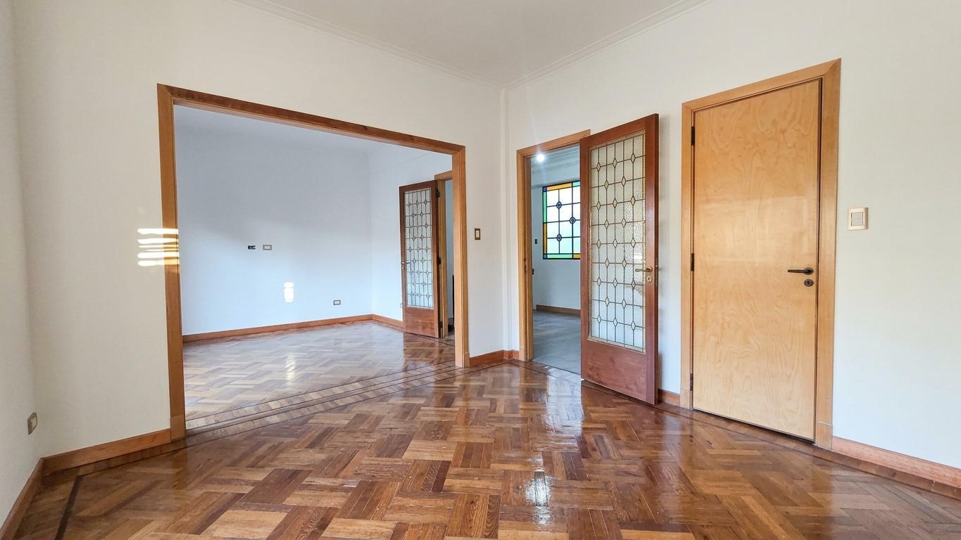 Foto de Venta Ph 5 ambientes con terraza y cochera reciclado a nuevo en Parque, imagen 5