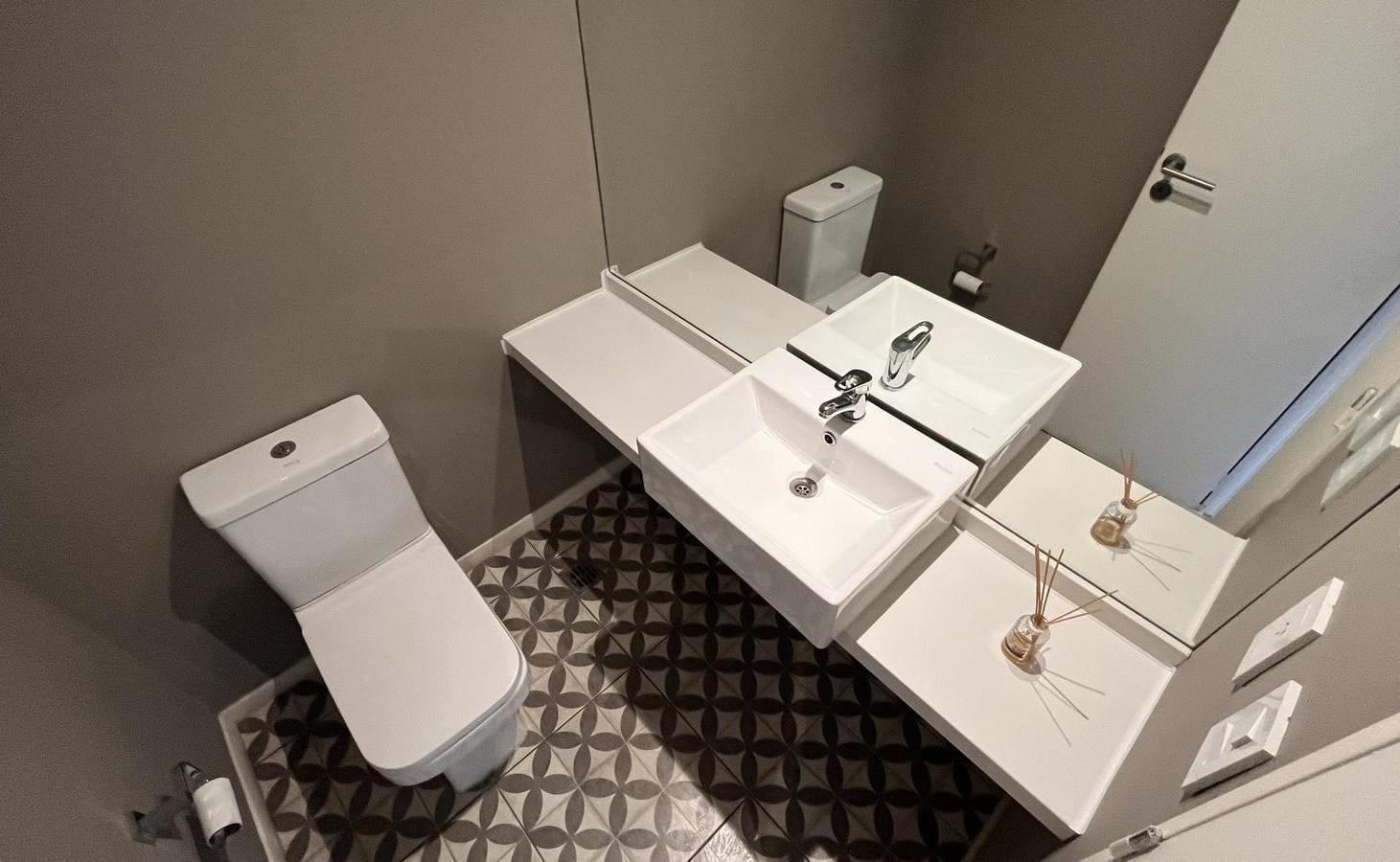 Foto de Venta de departamento de 2 ambientes con amenities, excelente ubicación, imagen 3