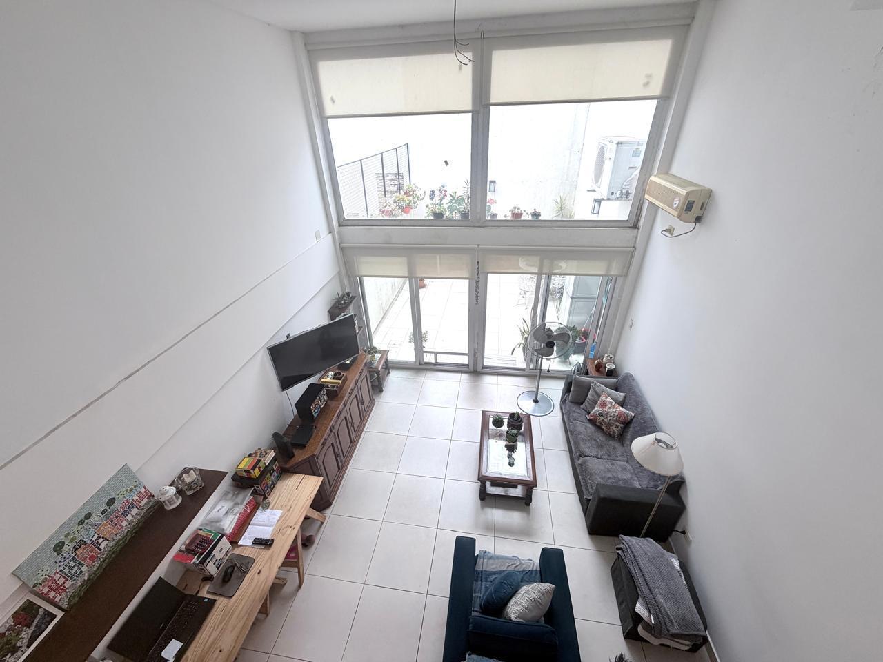 Foto de VENTA DEPTO. 2 AMBIENTES EN DÚPLEX CON GRAN PATIO PROPIO Y MUCHO, imagen 5