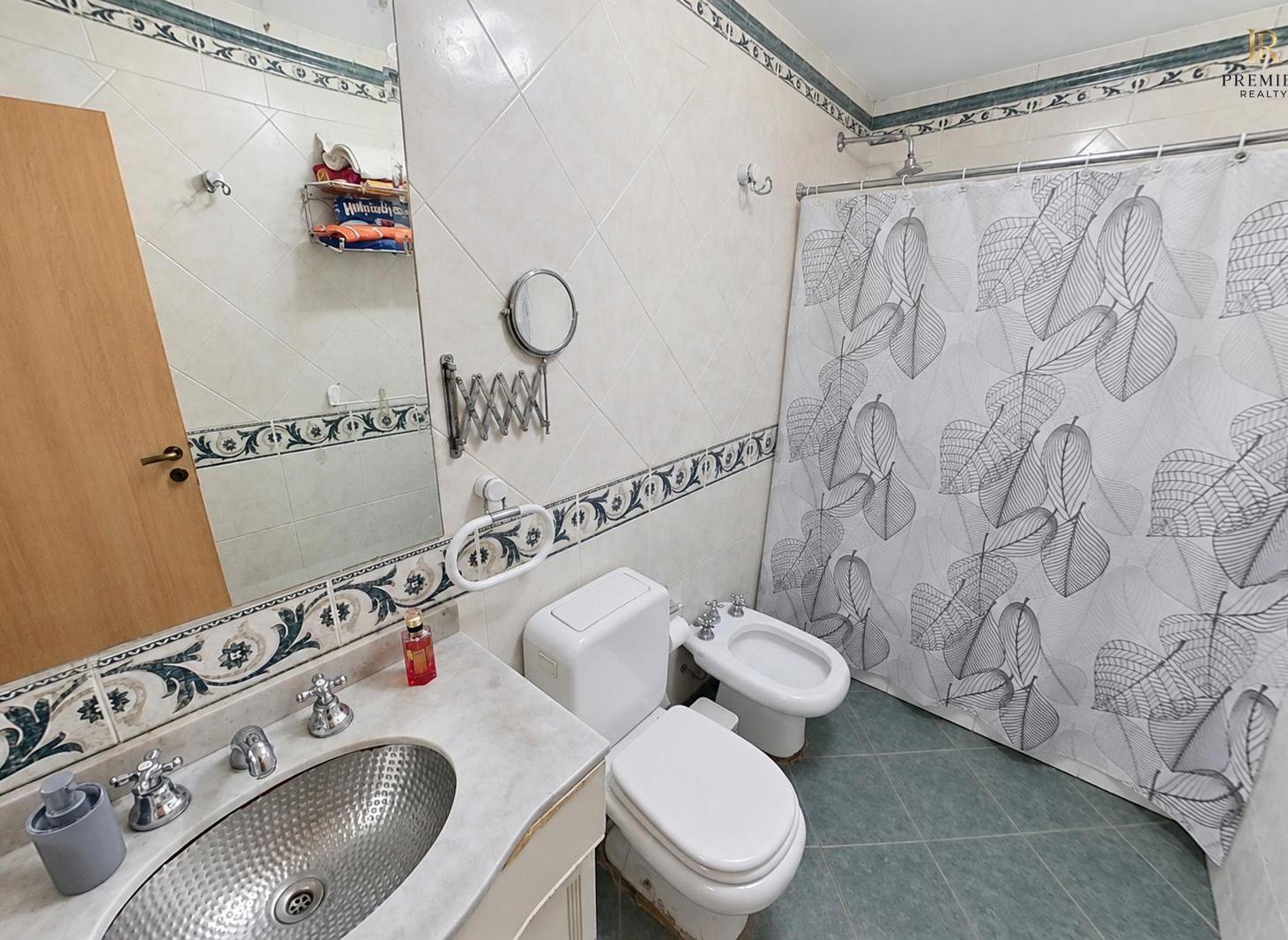Foto de VENTA - CASA 4 AMB EN UNA PLANTA - LOTE 252 M² - PATIO, PARQUE, imagen 4