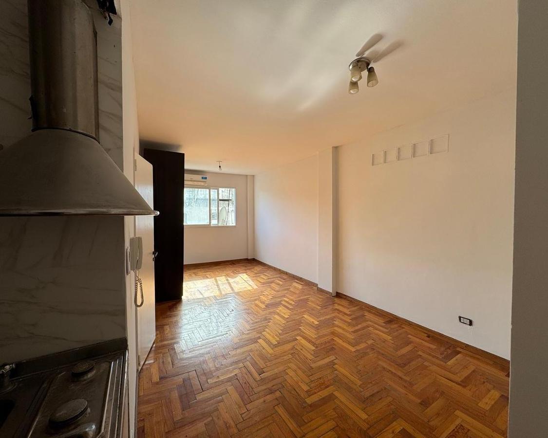 Foto de Departamento luminoso en VENTA. San Nicolas, imagen 3