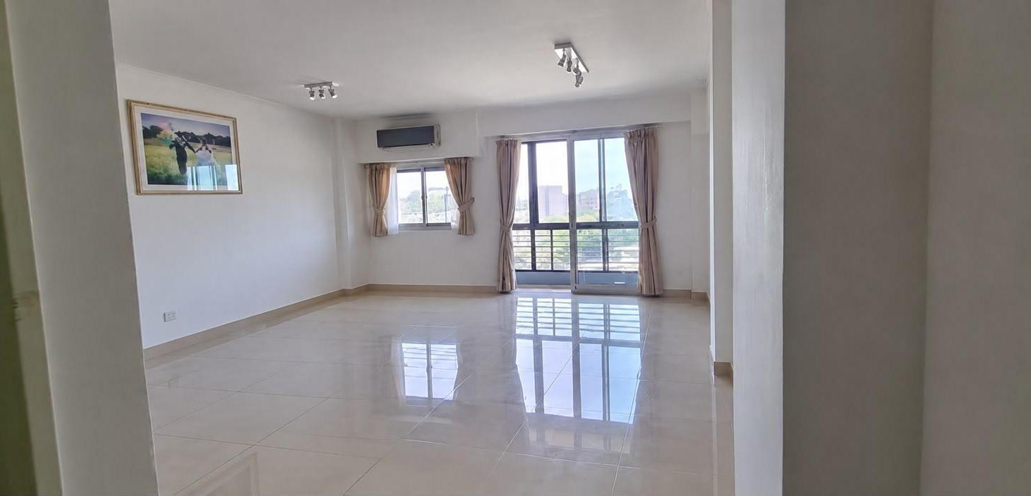 Foto de Venta de departamento de 3 ambientes con balcón, SUM con Parrilla y, imagen 4