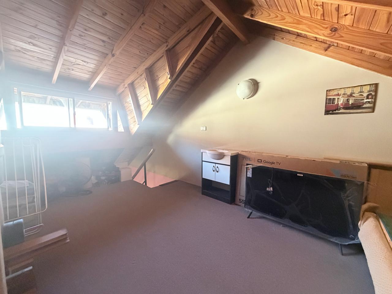 Foto de Venta duplex Versalles 3 ambientes con patio garage y altillo!!! un, imagen 3