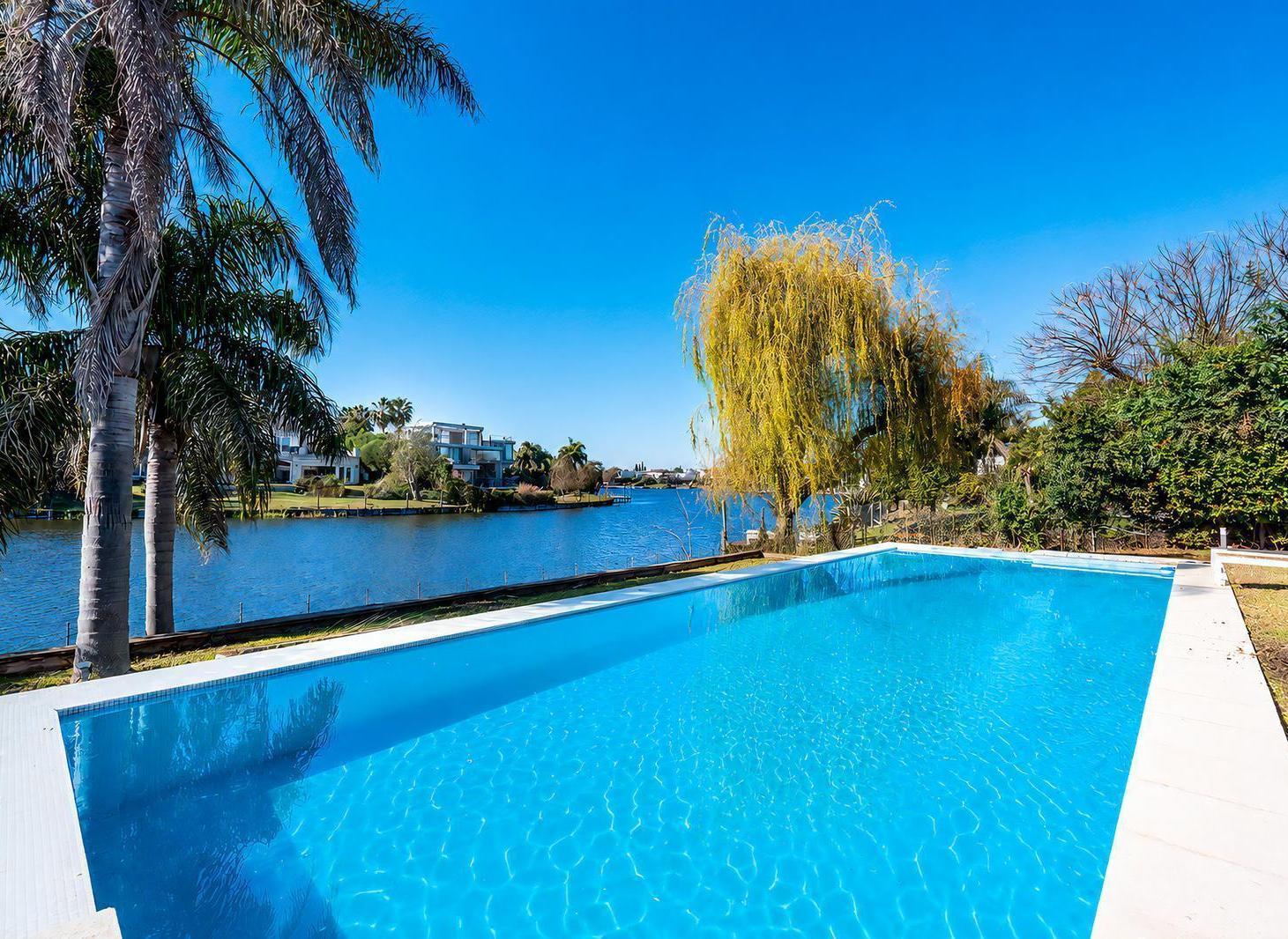 Foto de Casa en Venta, Los Castores, Nordelta, Al lago, imagen 1