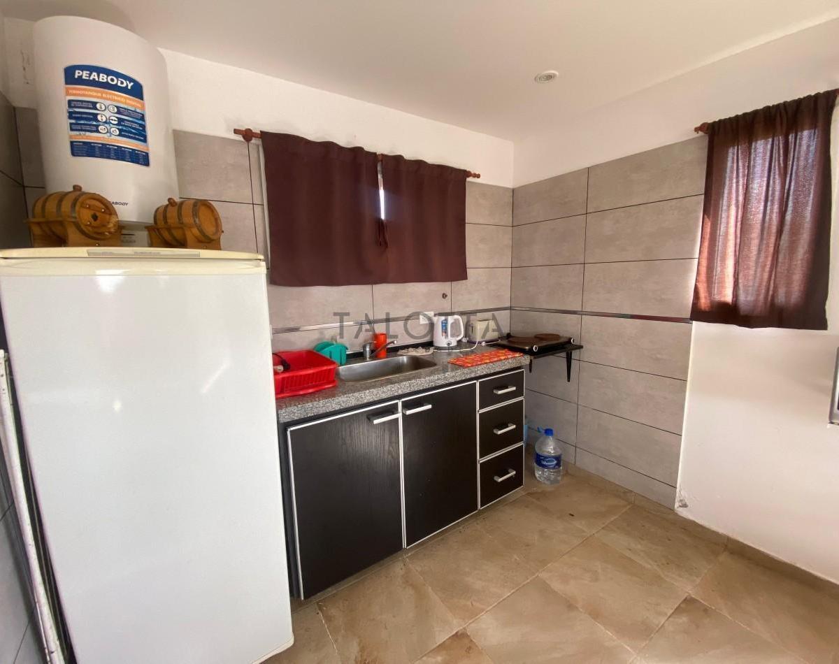 Venta de Complejo de Departamentos a 30 m de La Costanera 2