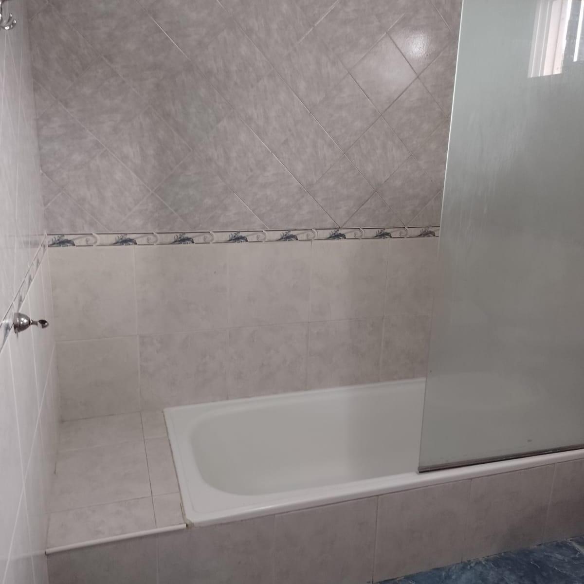 Moreno Casa con Galpon en Venta 5 Ambientes 5