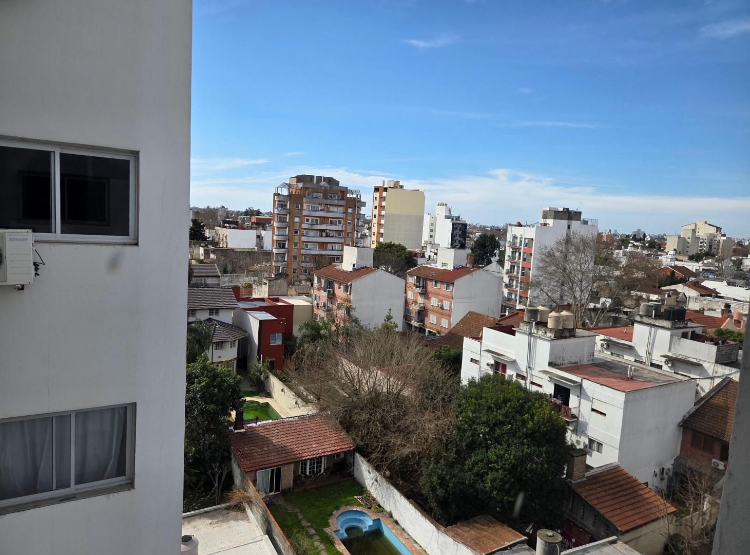Foto de Se ALQUILA Departamento 2 ambientes a Estrenar Centro de Caseros, imagen 2