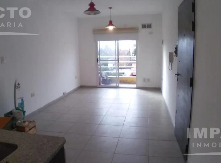 Departamento en alquiler en Isidro Casanova, La Matanza 2