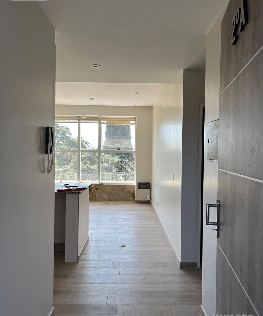 Foto de en venta departamento 2 ambientes en Cañuelas Centro, imagen 1