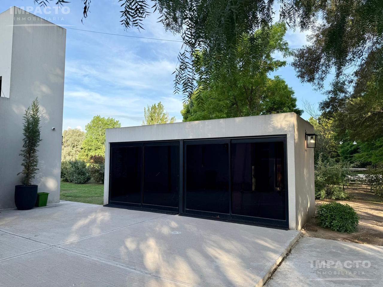 Foto de En venta Casa 5 ambientes en Cañuelas - Con piscina y estilo moderna, imagen 5