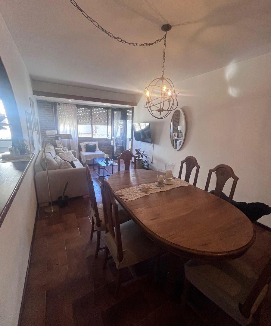 VENTA. DEPARTAMENTO 3 AMB CON DEPENDENCIA Y COCHERA.