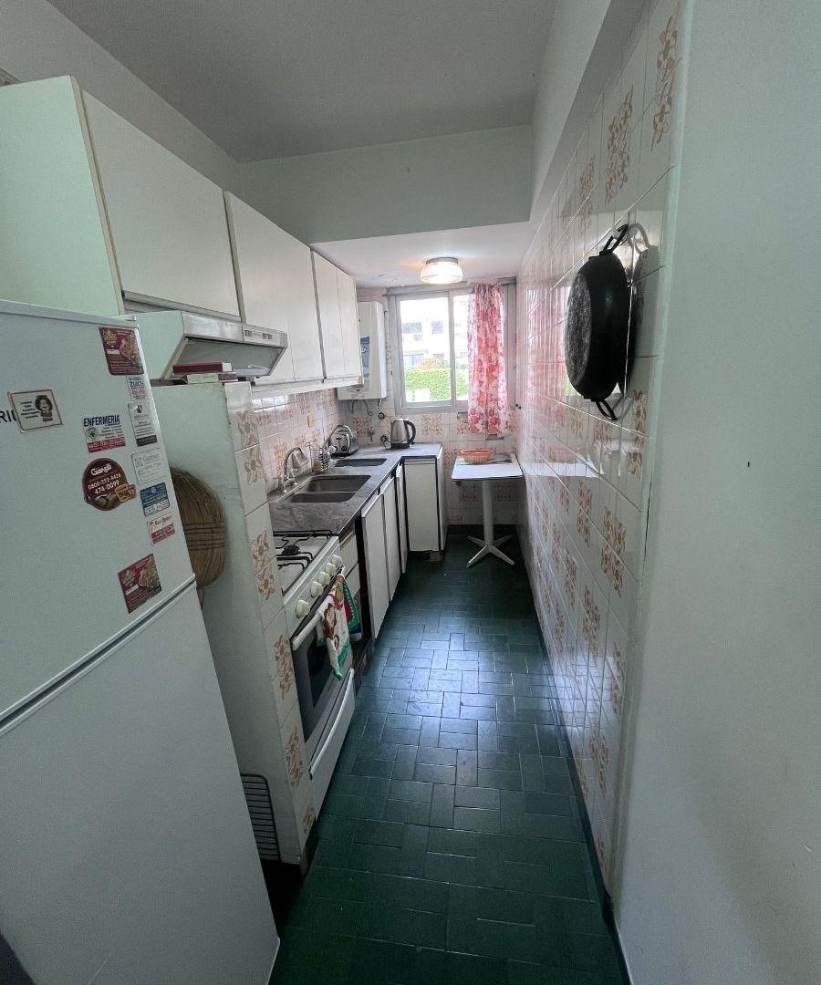 Foto de VENTA. DEPARTAMENTO DOS AMB. ZONA VARESE, imagen 4