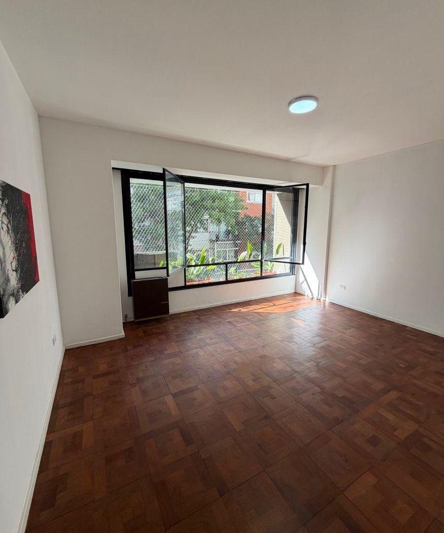 Foto de VENTA o PERMUTA. 3 AMB CON DEPENDENCIA. ZONA MACROCENTRO, imagen 3