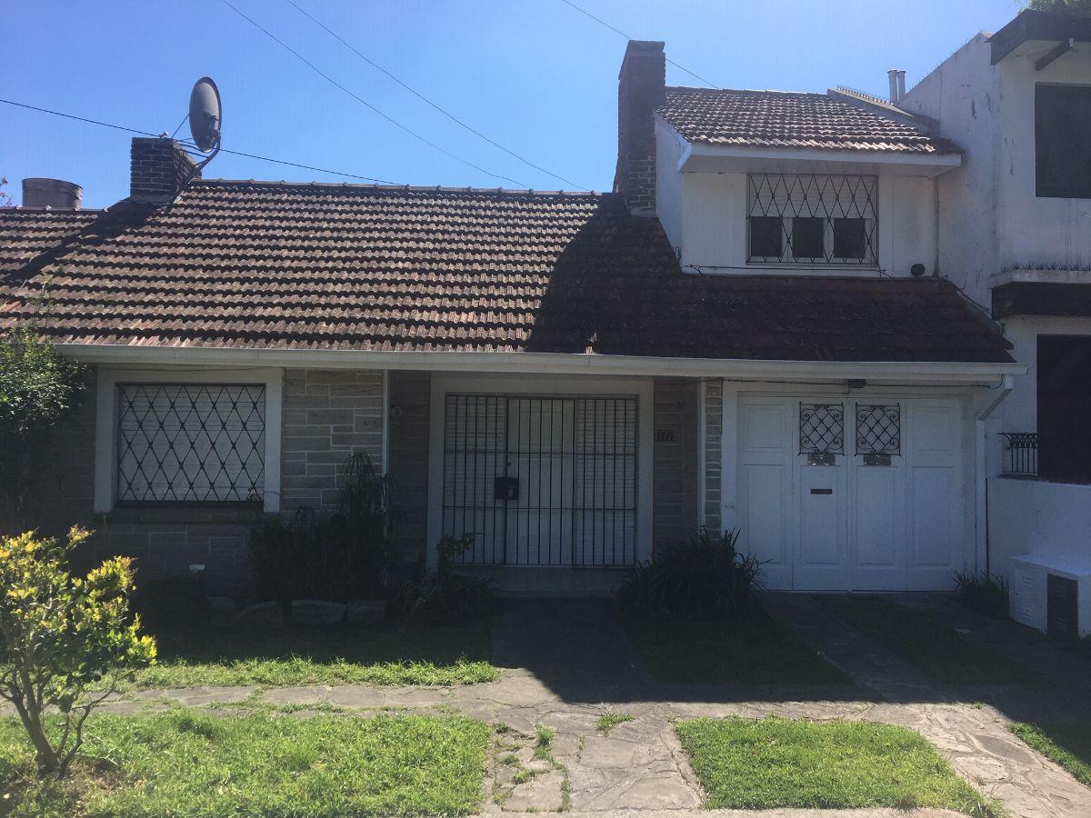 VENTA CHALET 4 AMB A RECICLAR. ZONA LOS TRONCOS