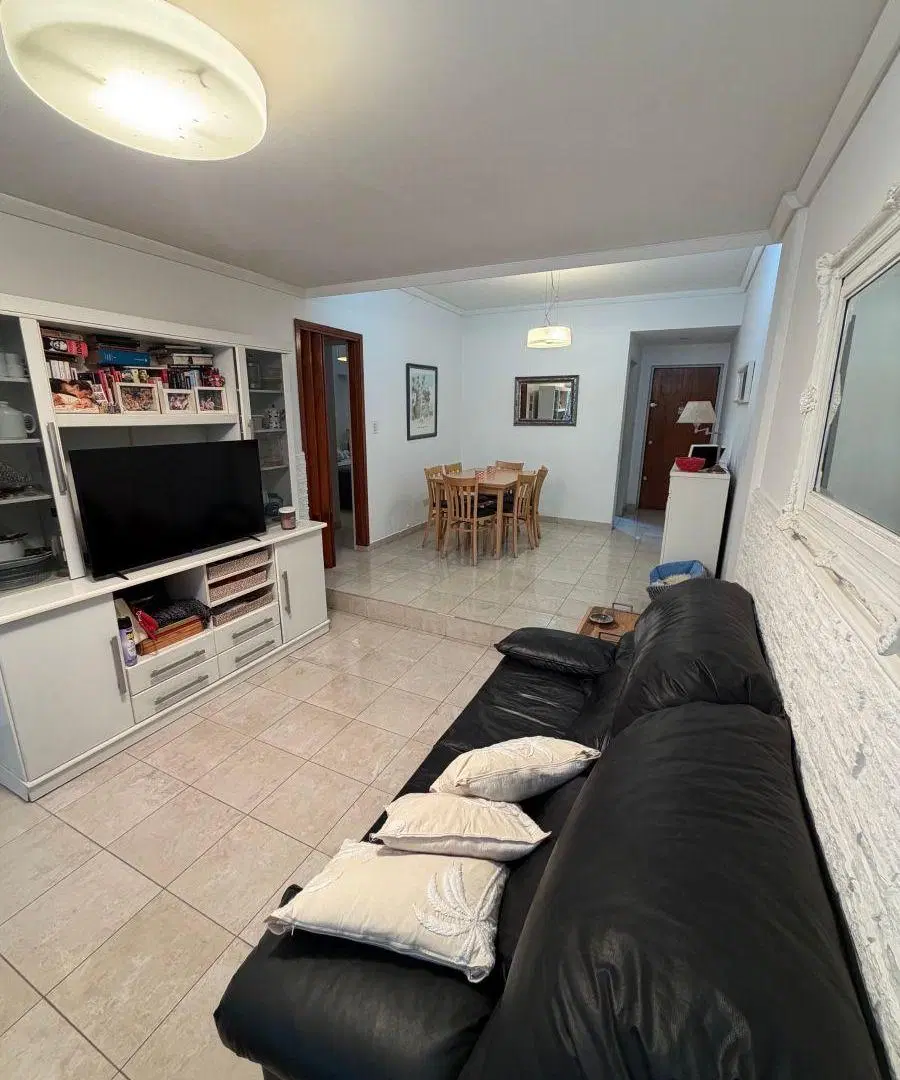 VENTA DEPARTAMENTO 3 AMB CON PATIO. ZONA VARESE 3