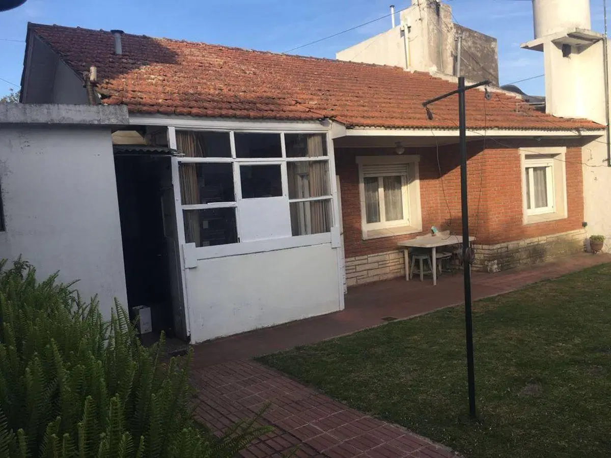 Chalet en Venta. Zona Chauvín – Excelente Potencial (Residencial / Comercial) 8
