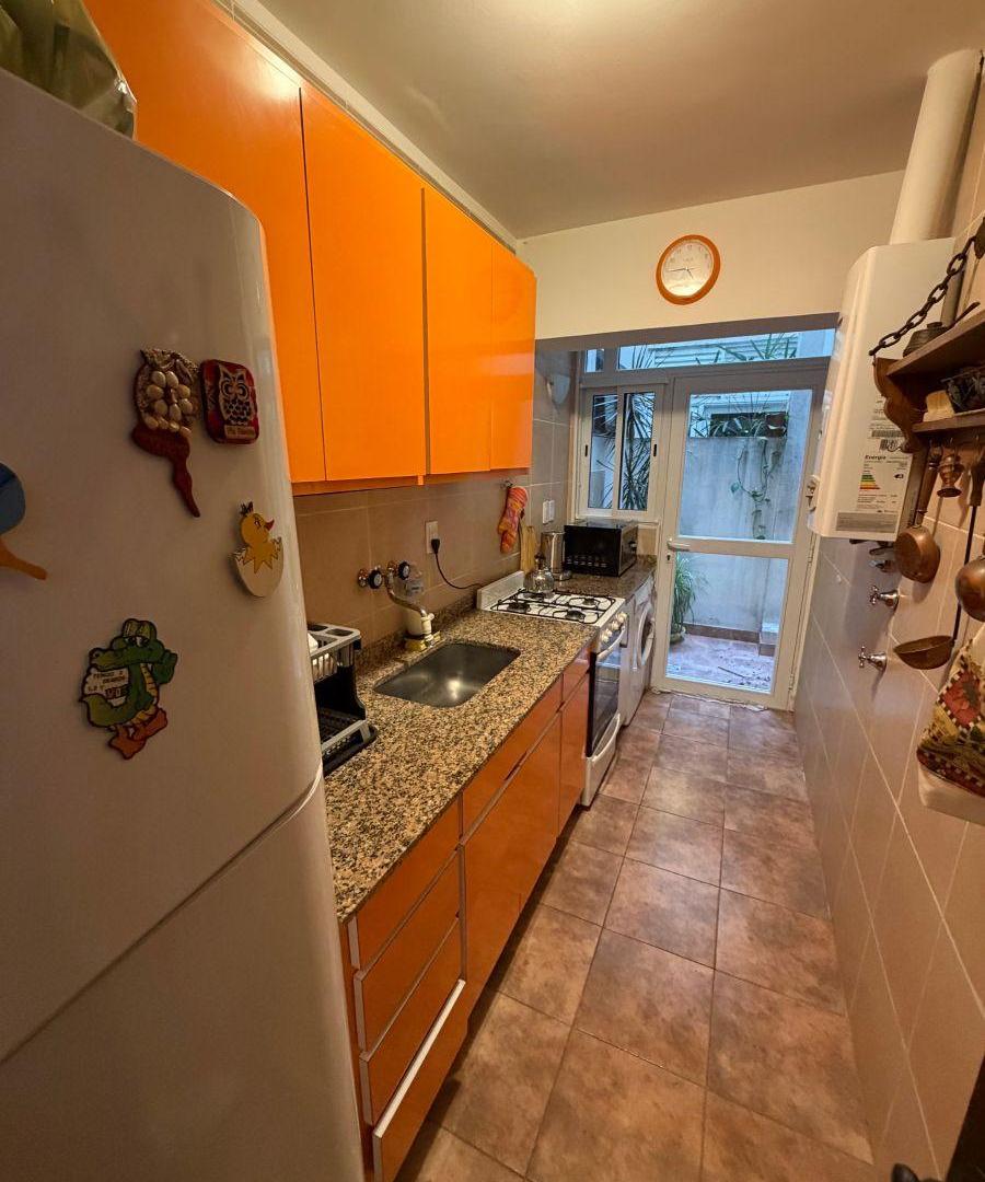 Foto de VENTA DEPARTAMENTO 2 AMB CON COCHERA. ZONA VARESE, imagen 4