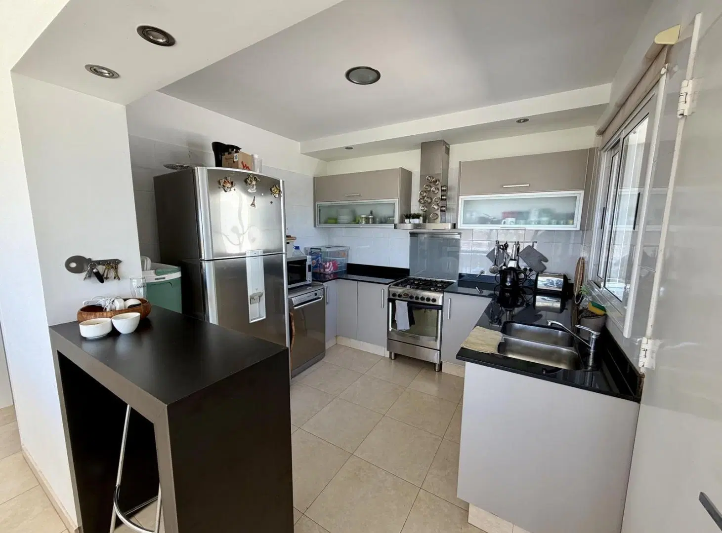Casa en Venta 3 dormitorios, Villa Tenis Club, Lago Marimenuco, Neuquén Capital 8