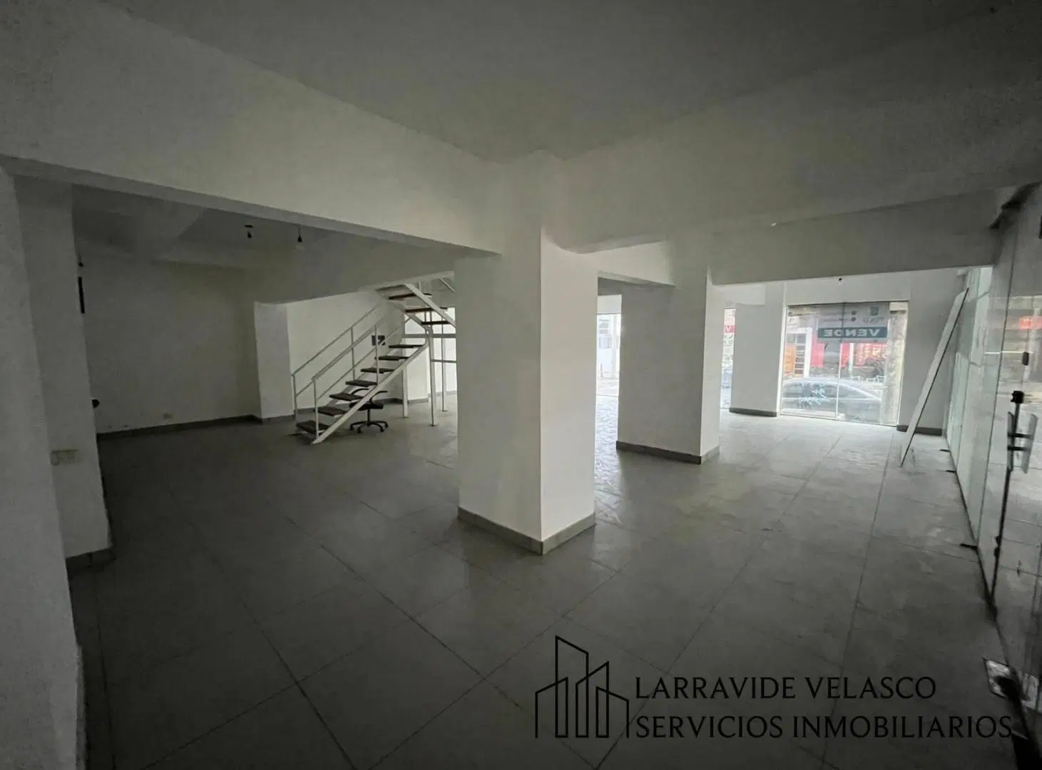 Venta Local Comercial - 2 Plantas 4