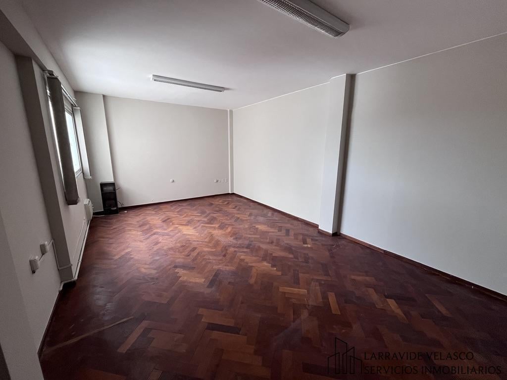 Foto de Oficina en Alquiler - Centro Neuquén Capital, imagen 2