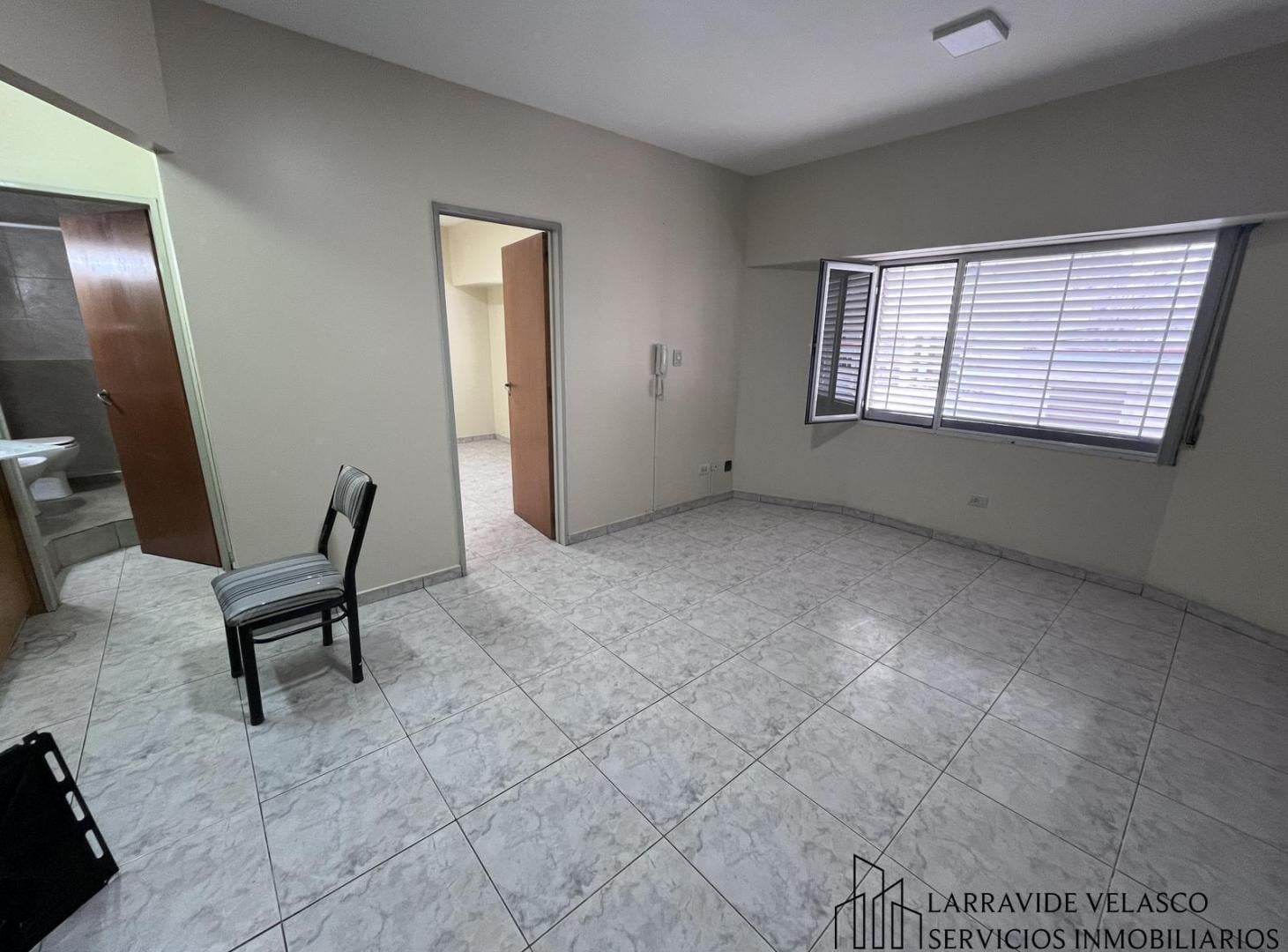 Foto de Departamento en Alquiler - Pleno Centro de Neuquén, imagen 3