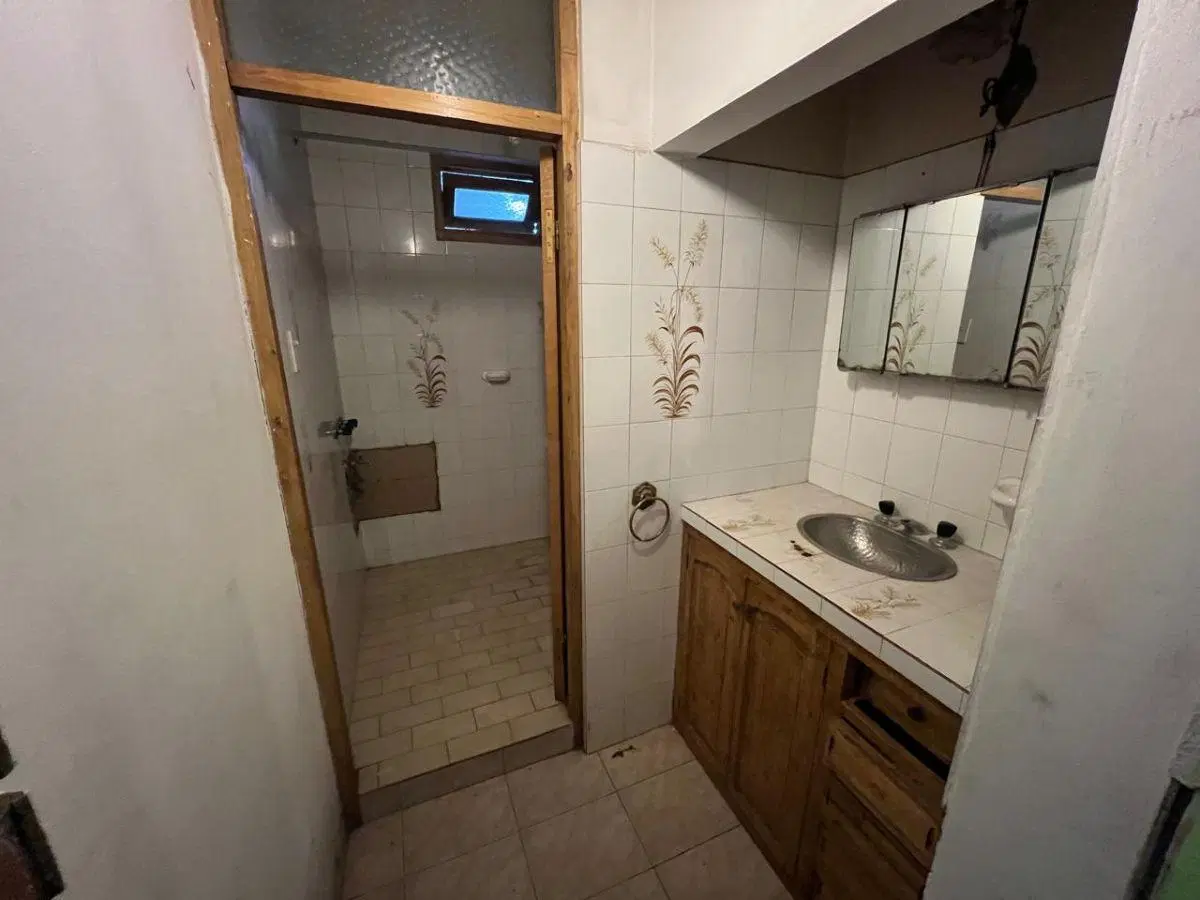 Local comercial con departamento 4
