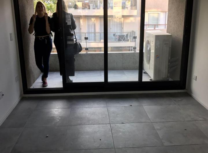 DEPARTAMENTO VENTA 3 AMB c/BALCON a la calle APTO CRÉDITO 4