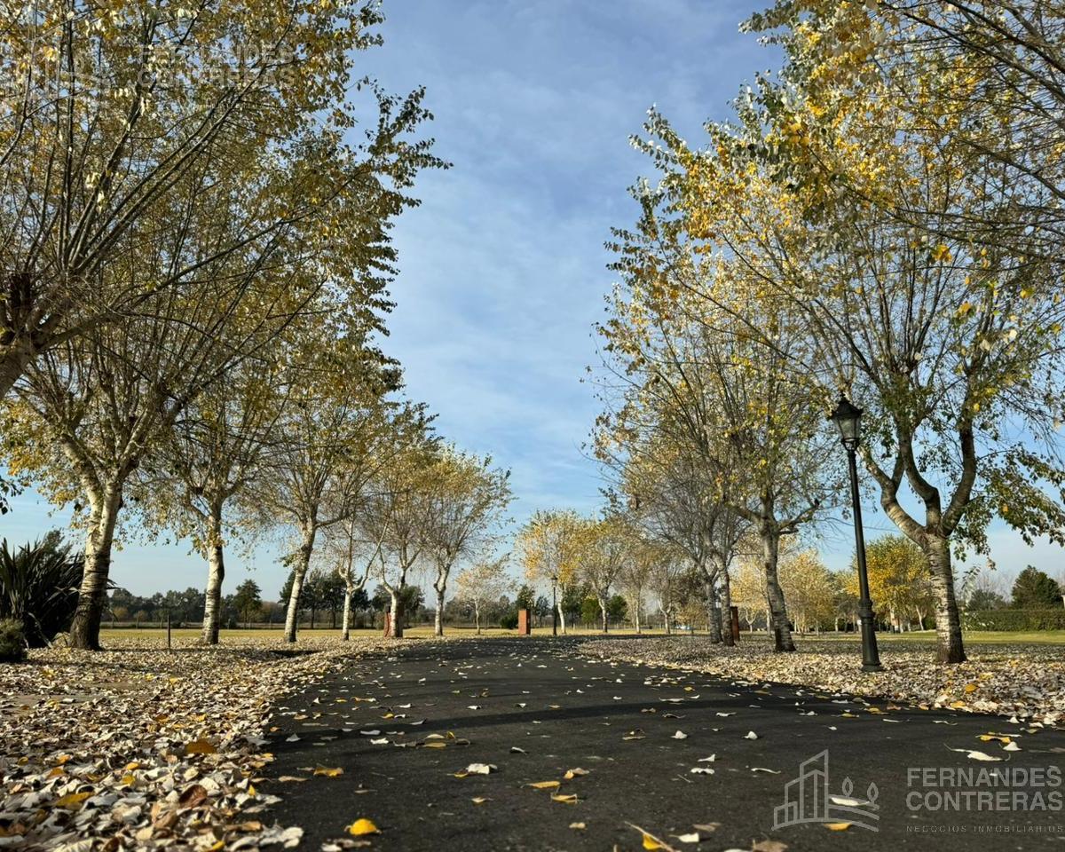 Terreno en Venta en Club de Campo Las Cañuelas 2
