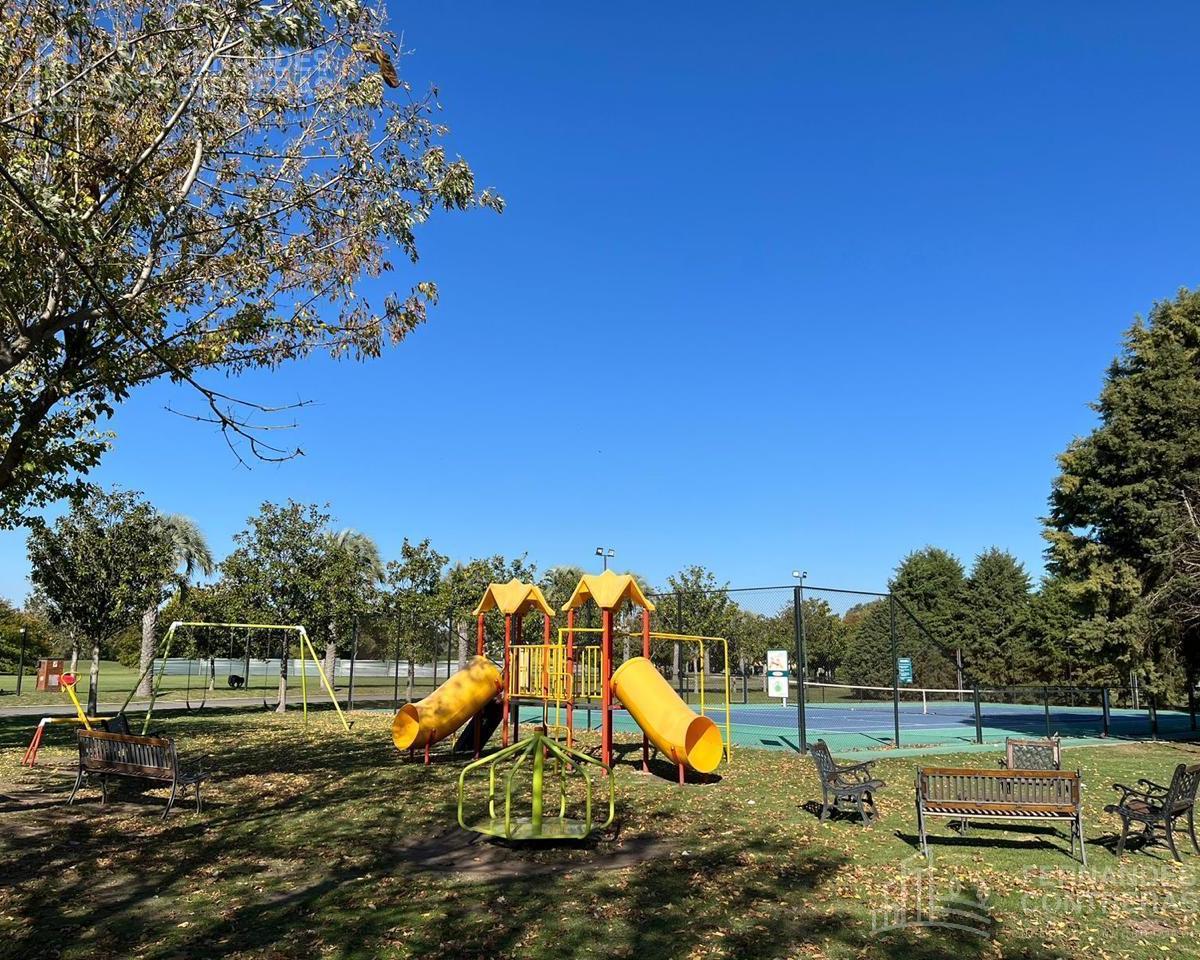 Terreno en Venta en Club de Campo Las Cañuelas 5