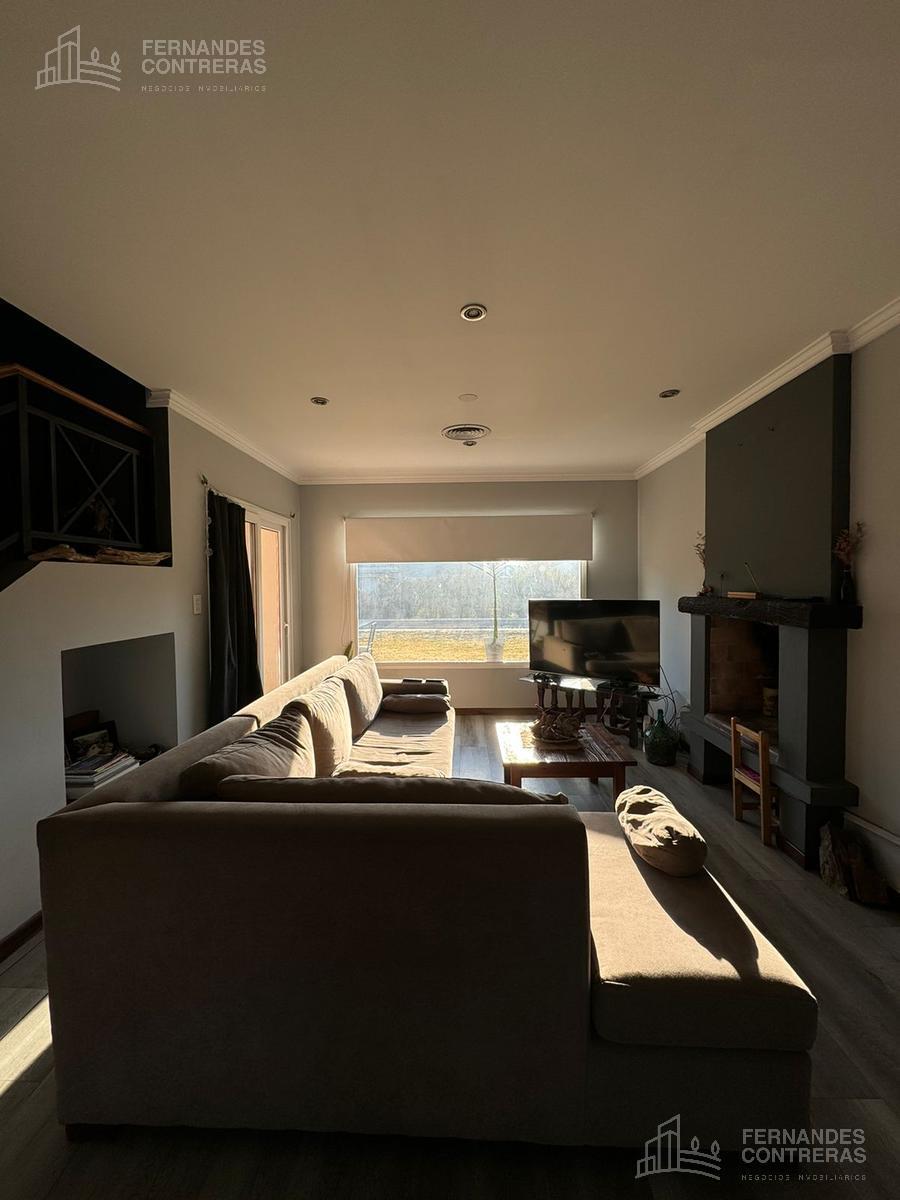 Foto de Casa en venta en barrio cerrado Altos del Carmen, imagen 2