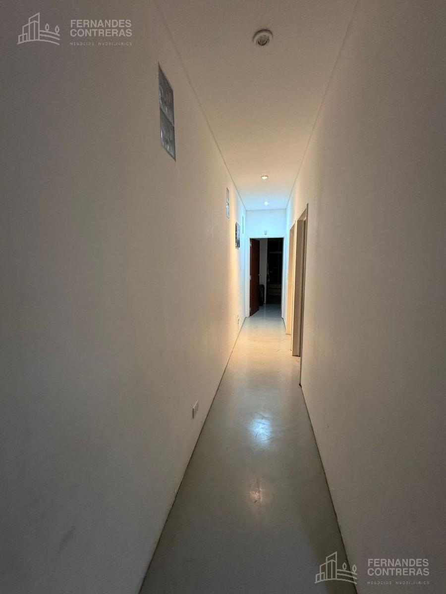 Casa en Venta con Piscina 2