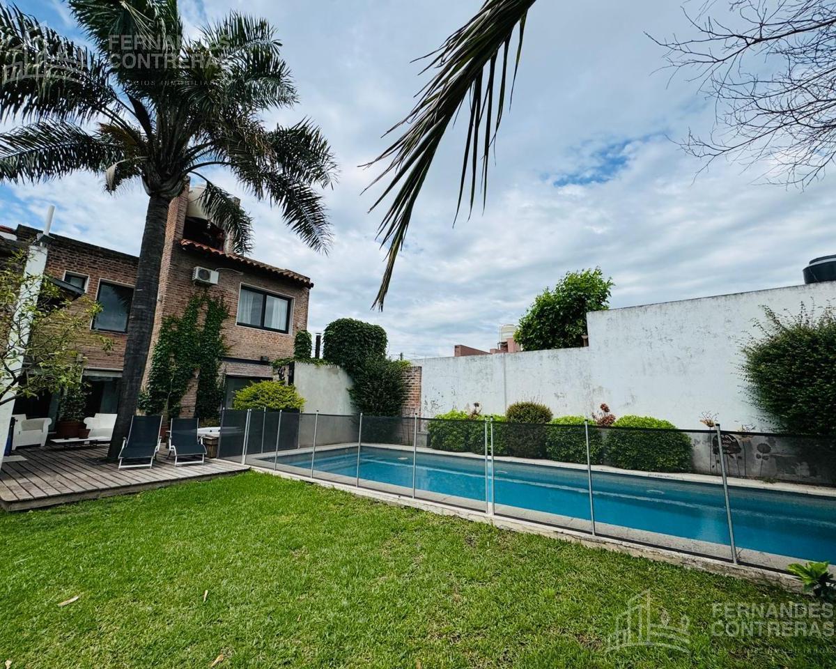 Importante Casa a La Venta Barrio 12 de Octubre 2