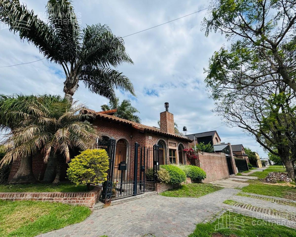 Importante Casa a La Venta Barrio 12 de Octubre 4