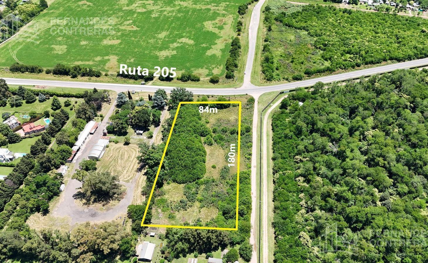 Terreno comercial en Cañuelas